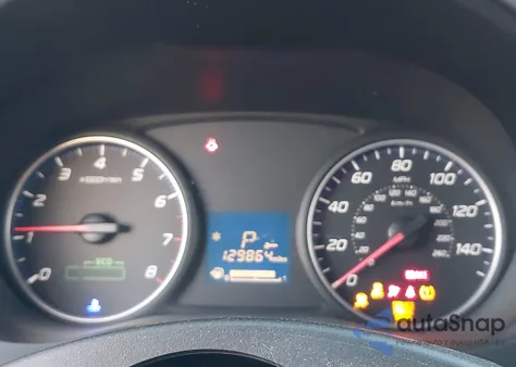 2016 Mitsubishi Outlander Es z USA, uszkodzony, nr VIN JA4AD2A36GZ040211